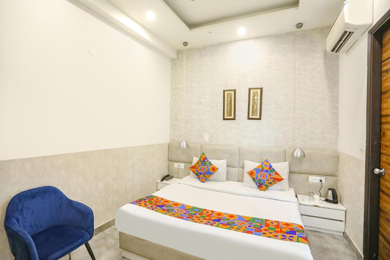 Fabhotel F9 Sector 19 Noida Zewnętrze zdjęcie