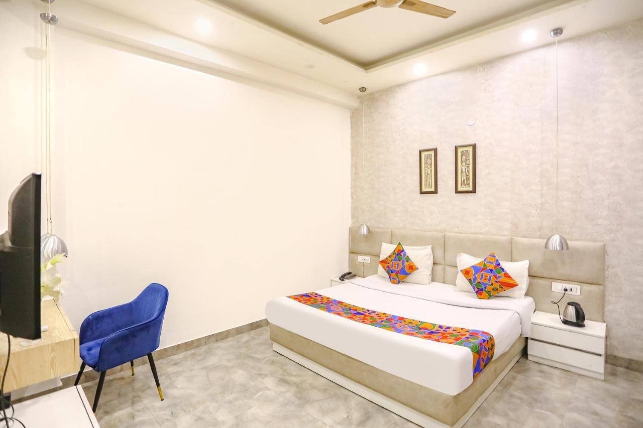 Fabhotel F9 Sector 19 Noida Zewnętrze zdjęcie