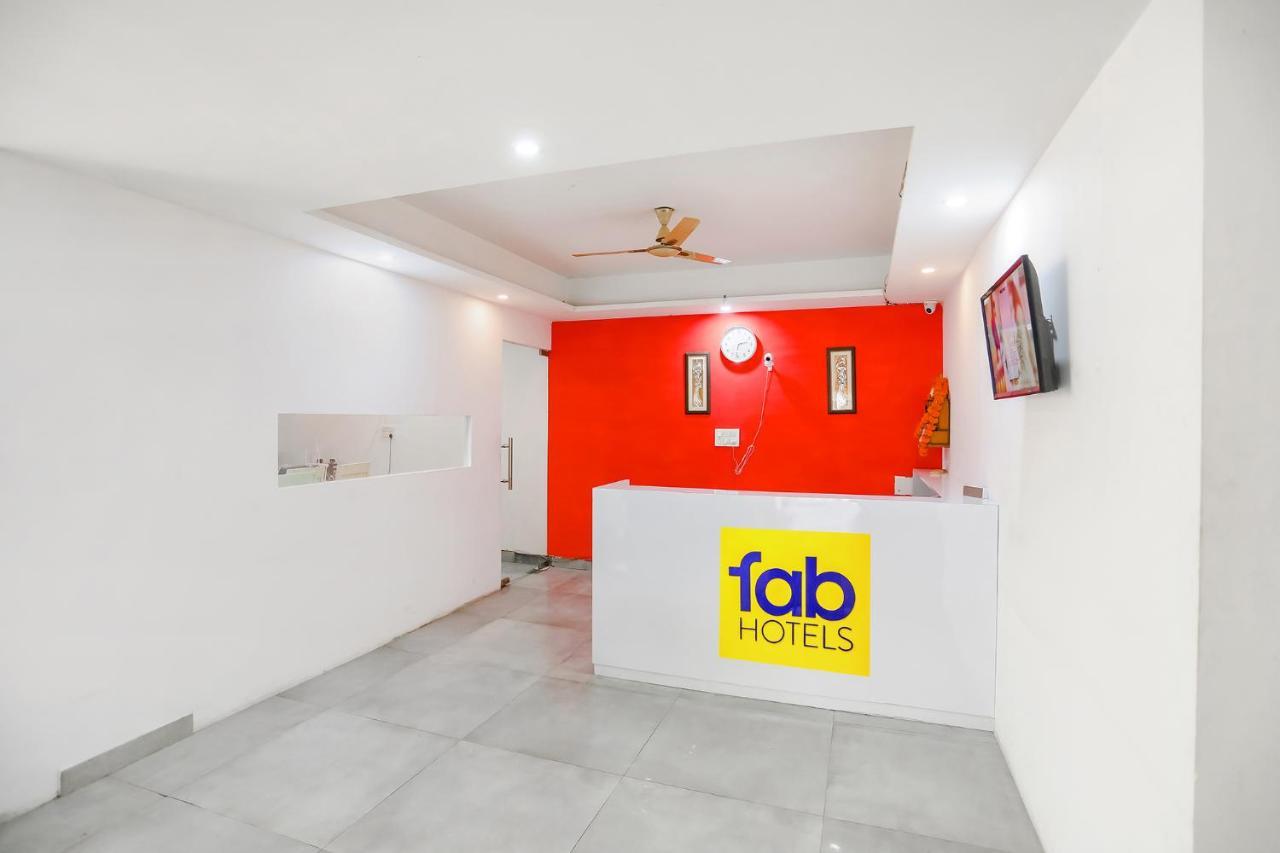Fabhotel F9 Sector 19 Noida Zewnętrze zdjęcie