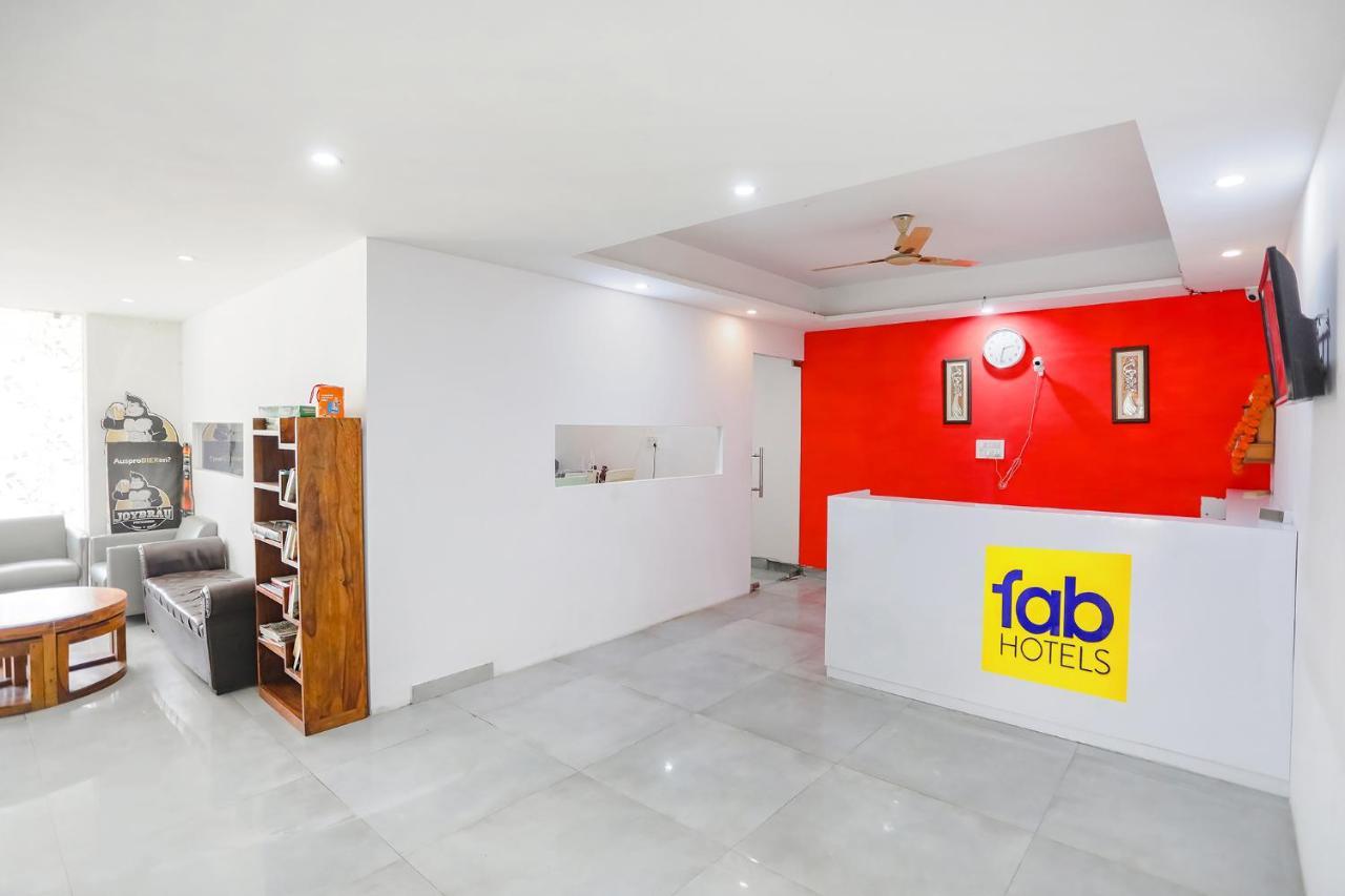 Fabhotel F9 Sector 19 Noida Zewnętrze zdjęcie