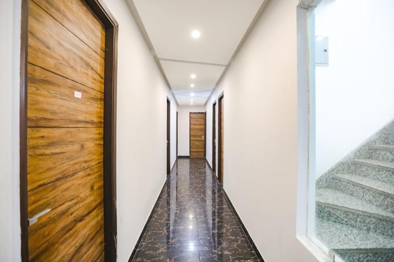 Fabhotel F9 Sector 19 Noida Zewnętrze zdjęcie