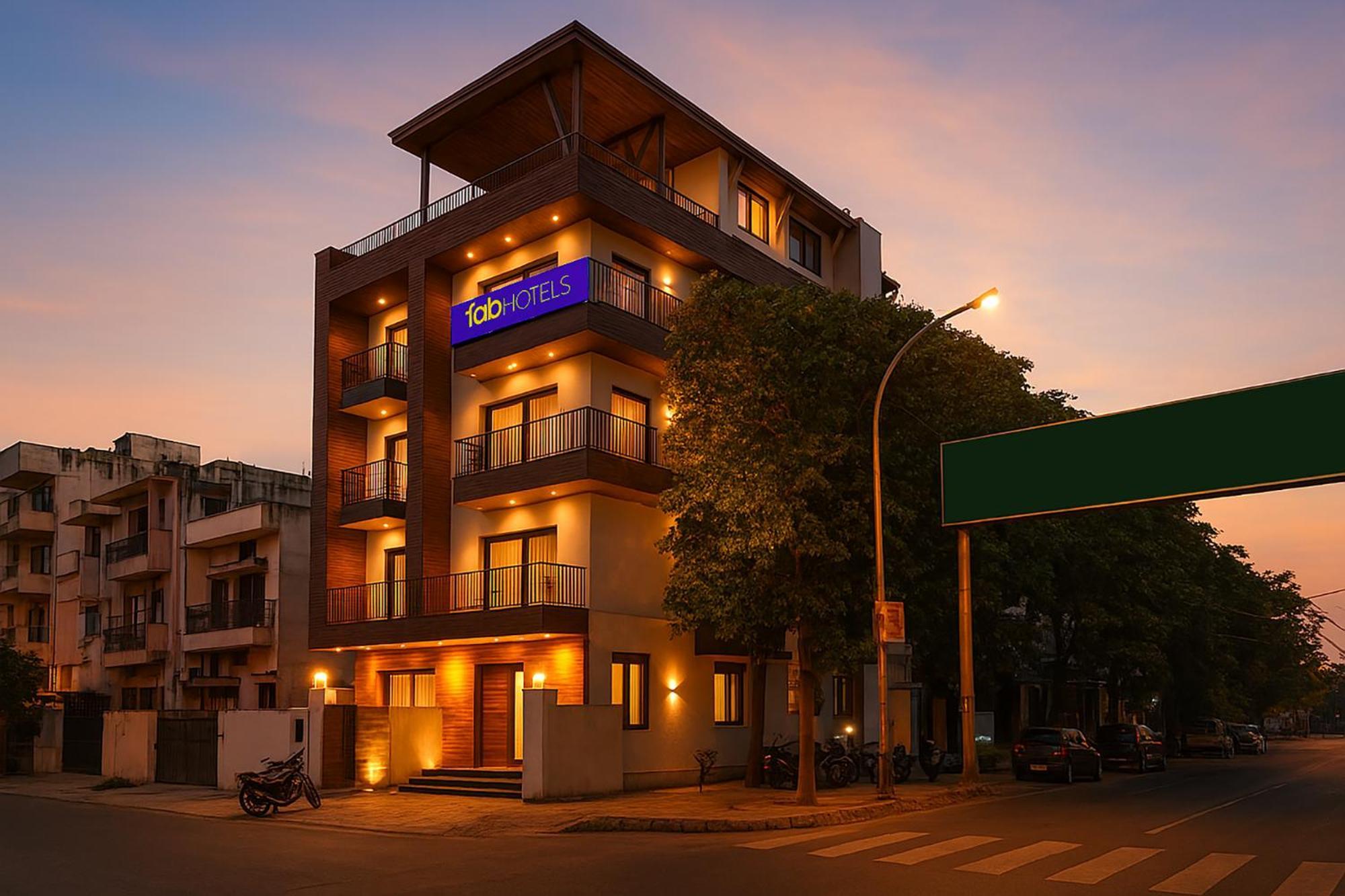 Fabhotel F9 Sector 19 Noida Zewnętrze zdjęcie